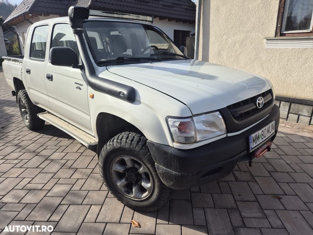 Toyota Hilux 4x4 Double Cab - 3