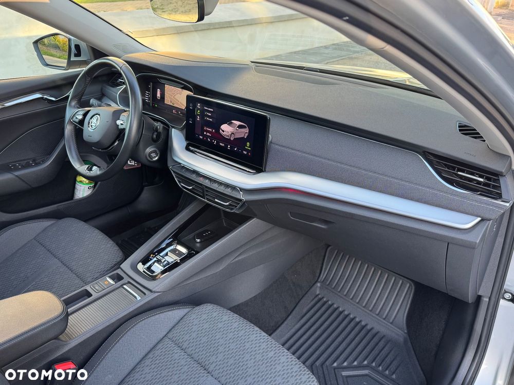 Skoda Octavia 2.0 TDI DSG Selection - 25