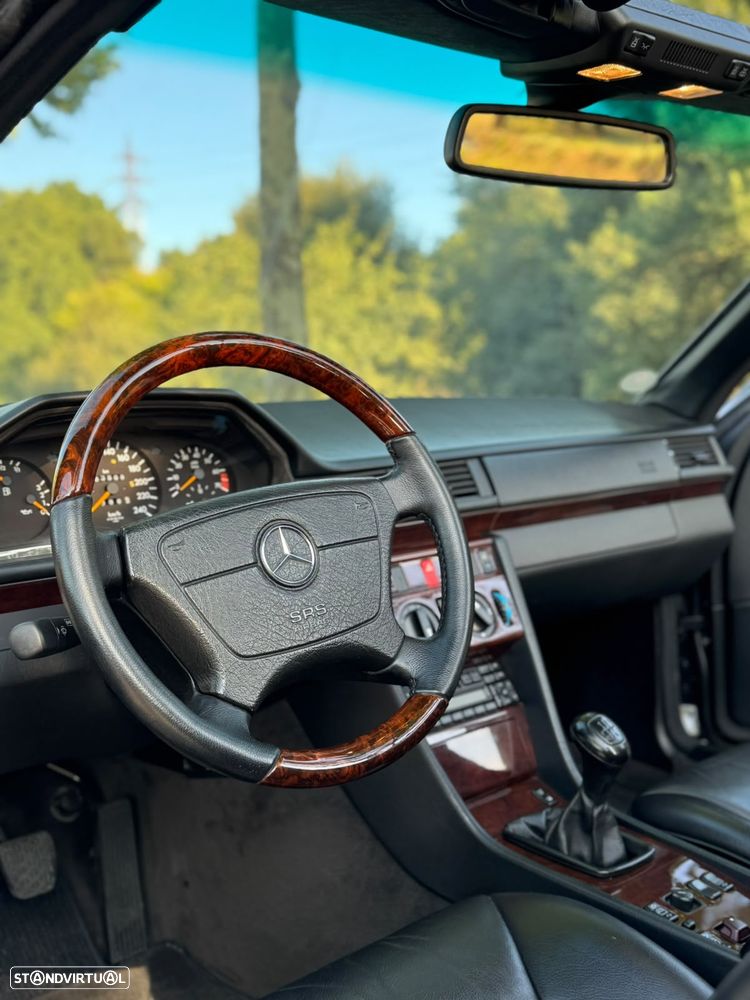 Mercedes-Benz W124 (1984-1997) - 14