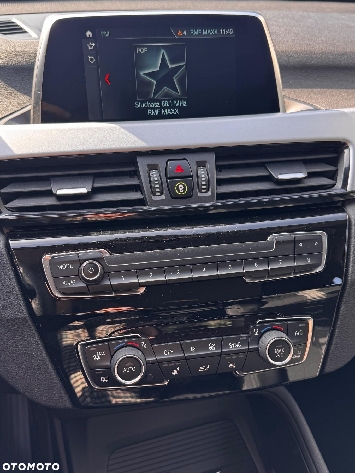 BMW X1 sDrive18i xLine - 10