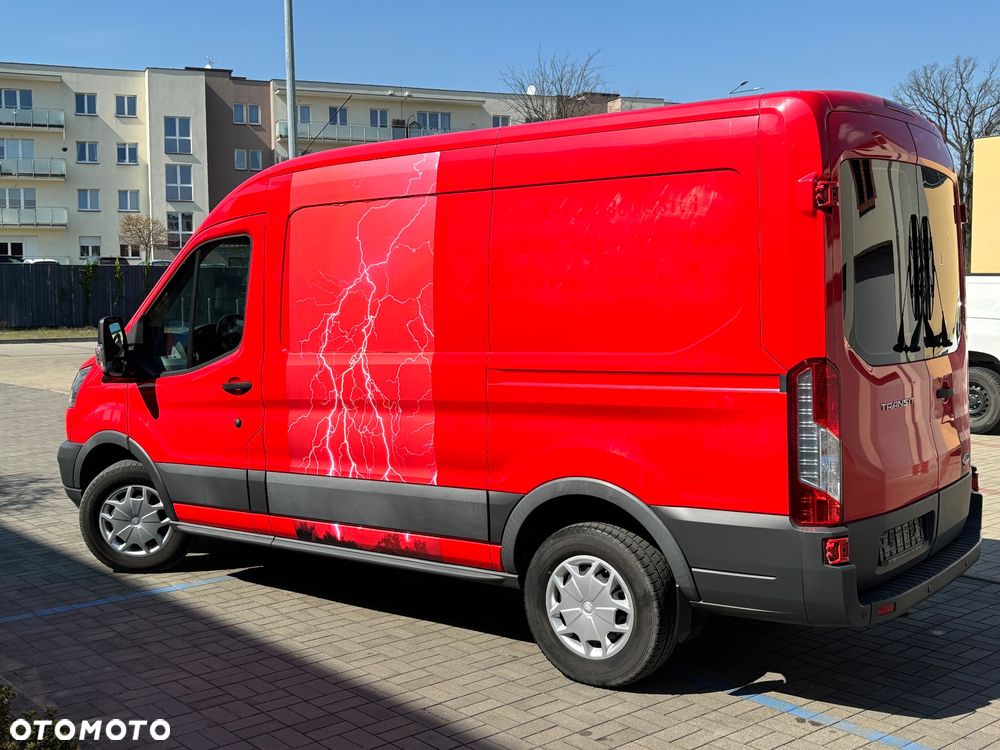 Ford Transit - 25