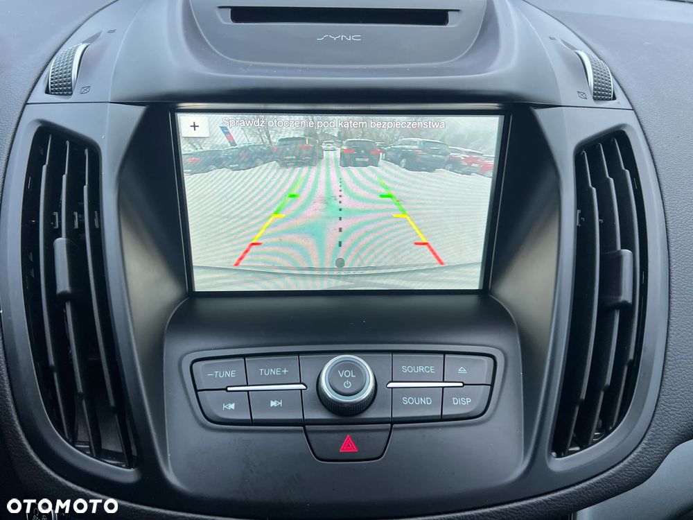 Ford Kuga 2.0 TDCi 4WD Titanium - 25