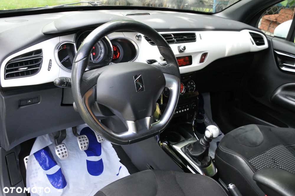 Citroën DS3 1.6 THP SportChic - 15