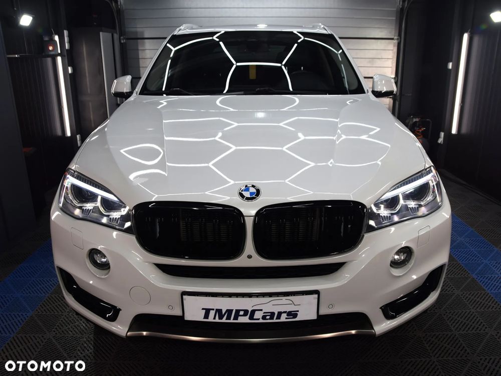 BMW X5 xDrive35i - 32