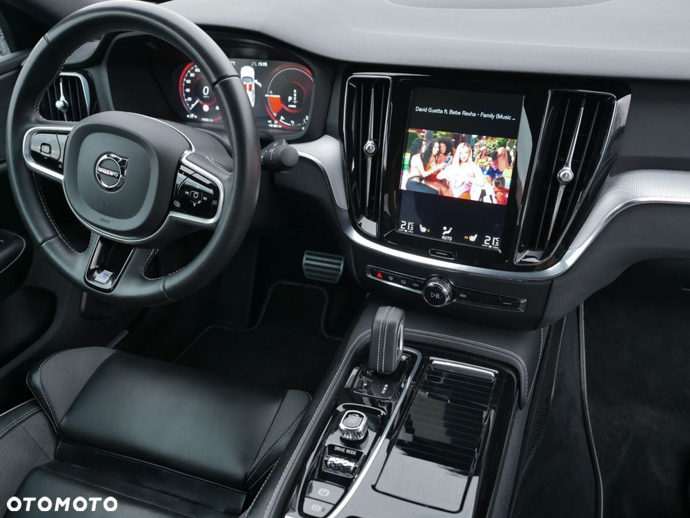 Volvo S60 T8 Recharge AWD Geartronic RDesign - 15
