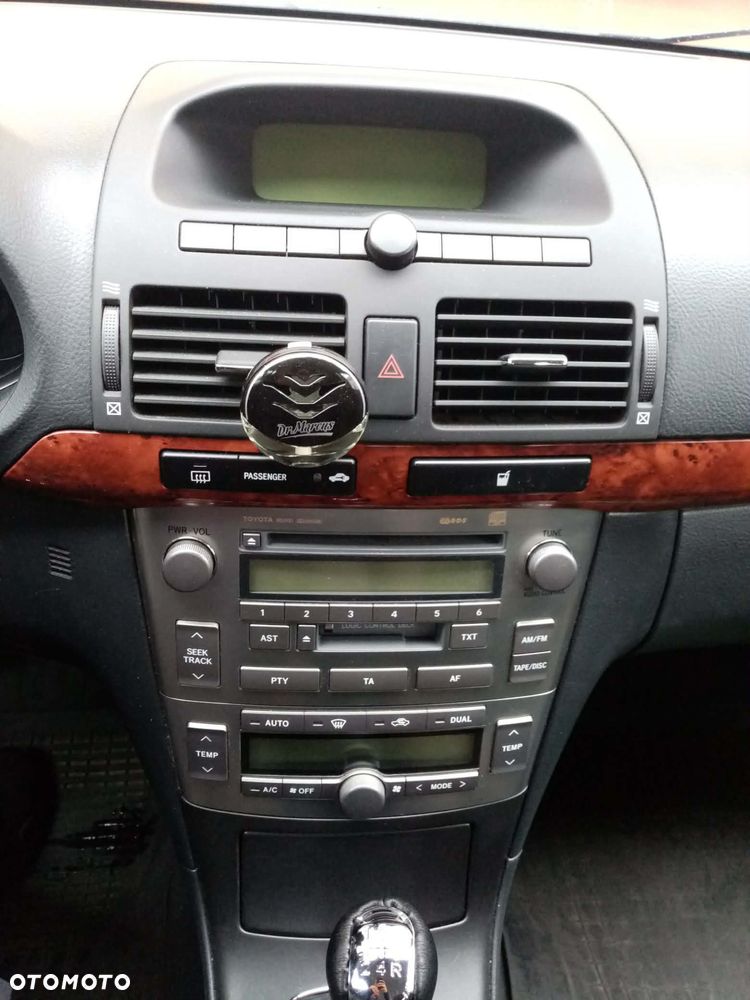 Toyota Avensis - 3