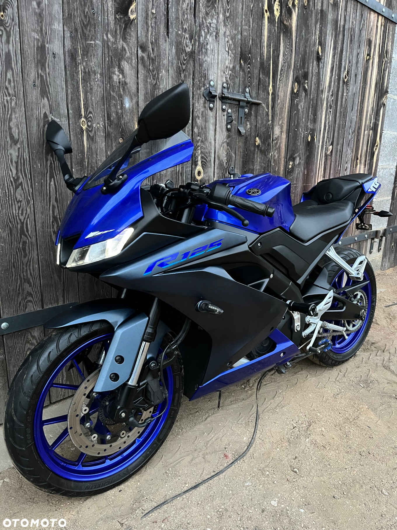 Yamaha YZF - 3