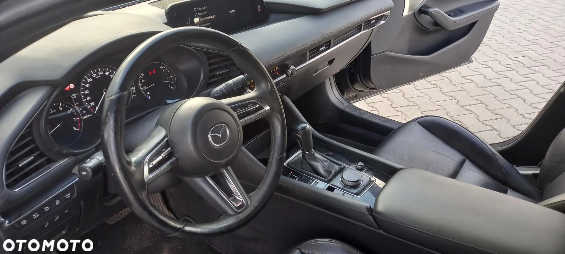 Mazda 3 - 13