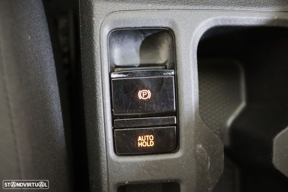 VW Caddy 2.0 TDi - 23