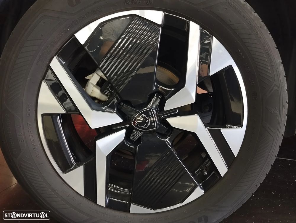 Peugeot 2008 1.2 PureTech Allure EAT8 - 9