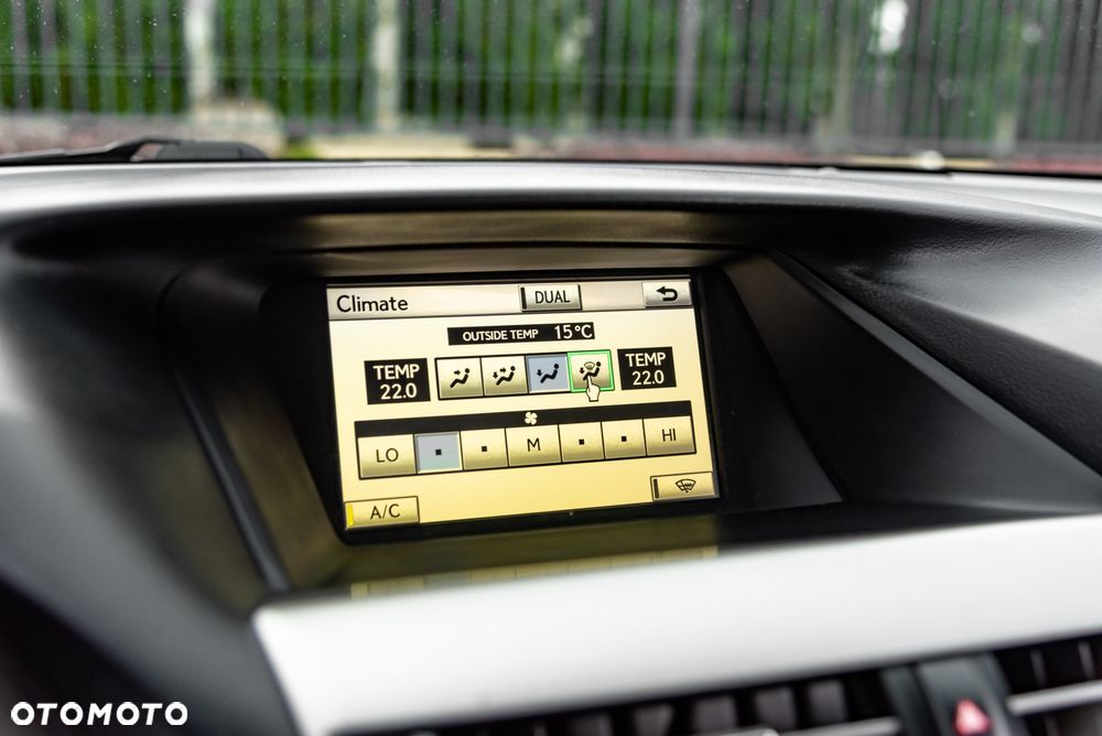 Lexus RX 450h (hybrid) - 33