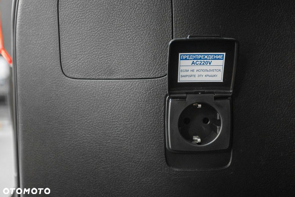 Lexus LX 570 Omotenashi - 25