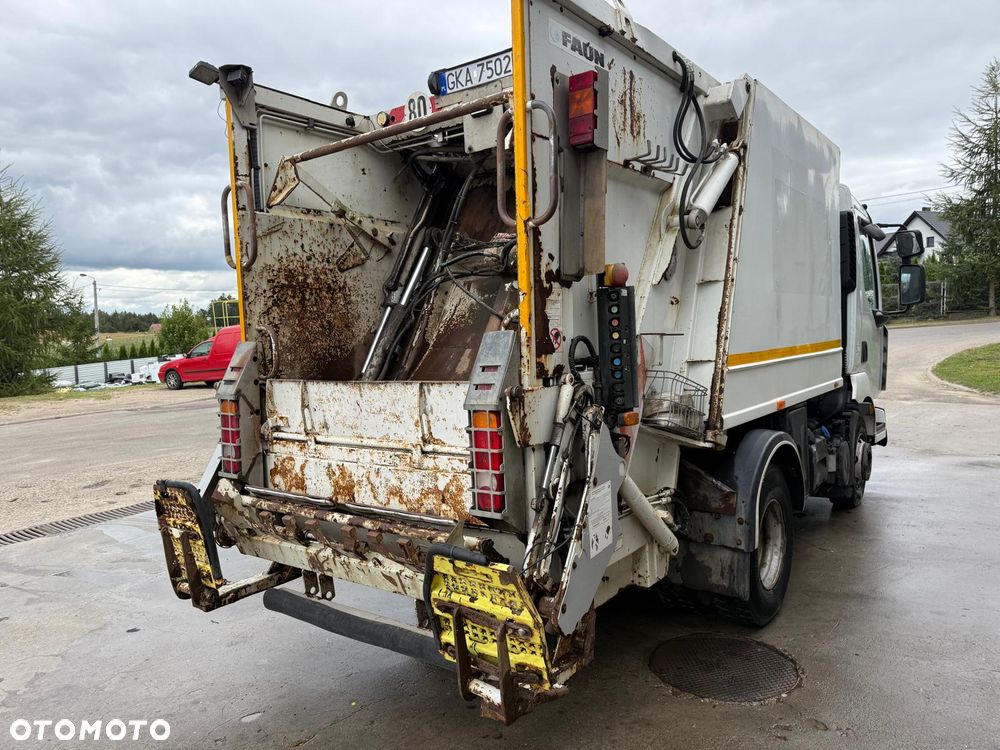 Renault MIDLUM 220 - 6