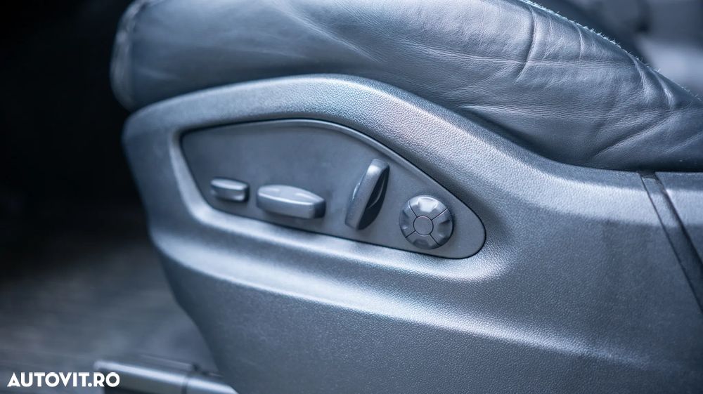 Porsche Cayenne E-Hybrid Tiptronic S - 25