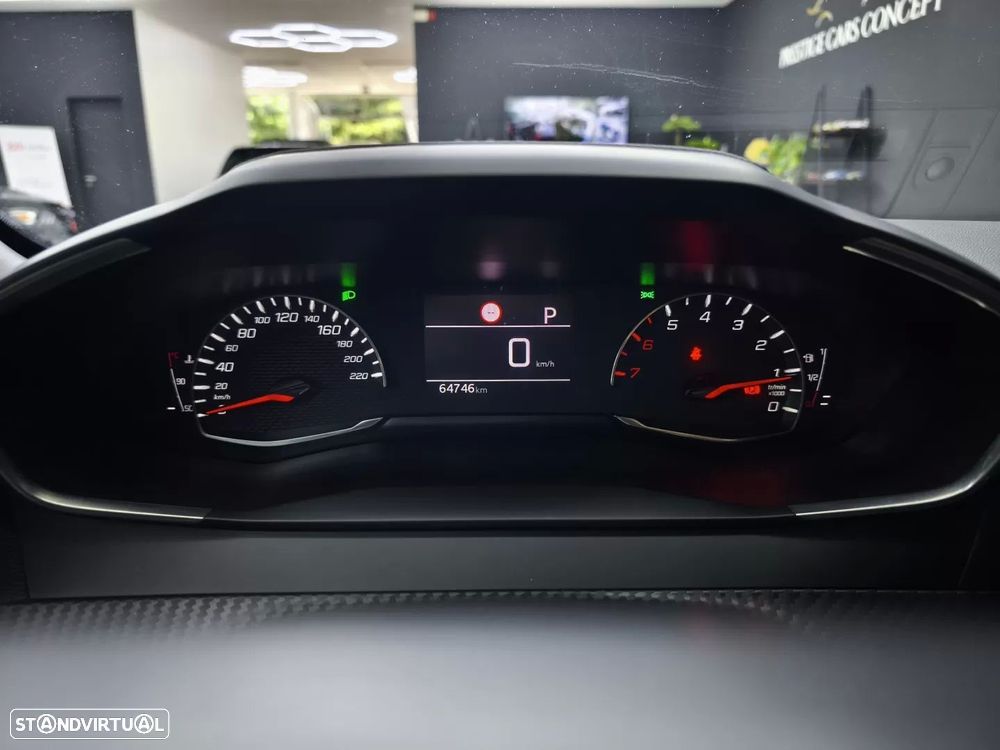 Peugeot 208 1.2 PureTech Allure Pack EAT8 - 28