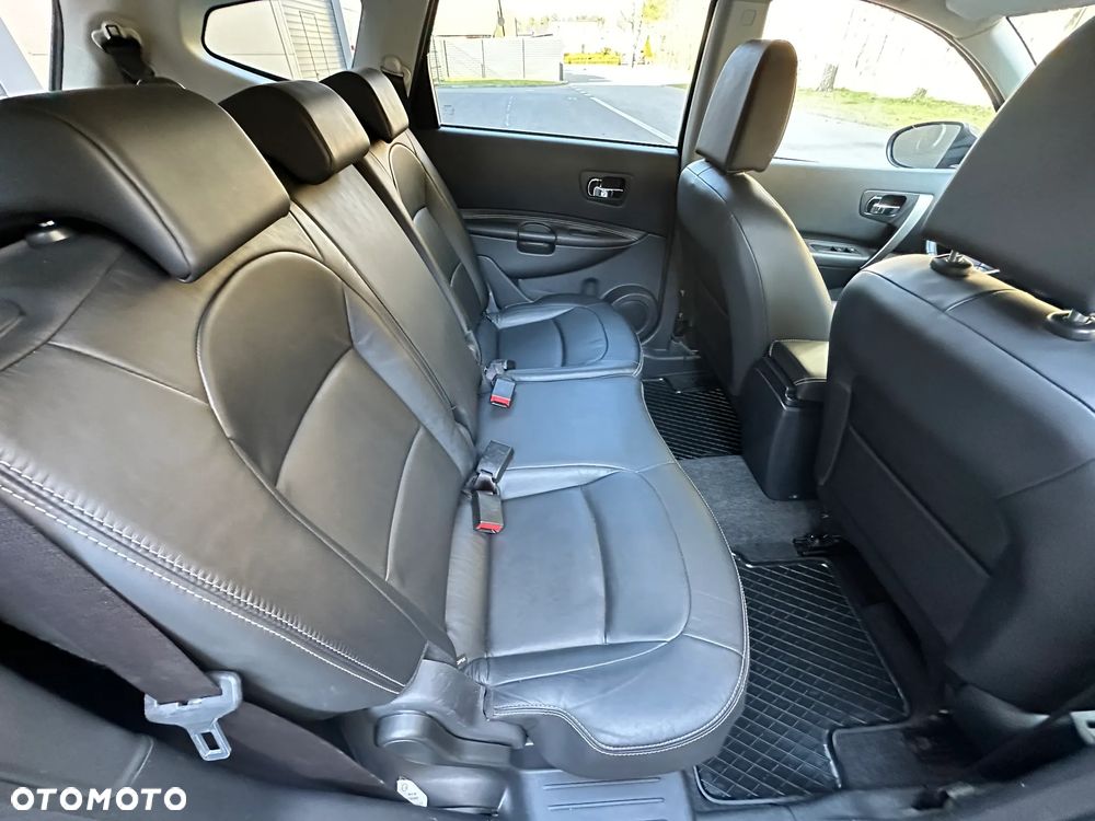 Nissan Qashqai 2.0 4x4 Tekna Premium - 23