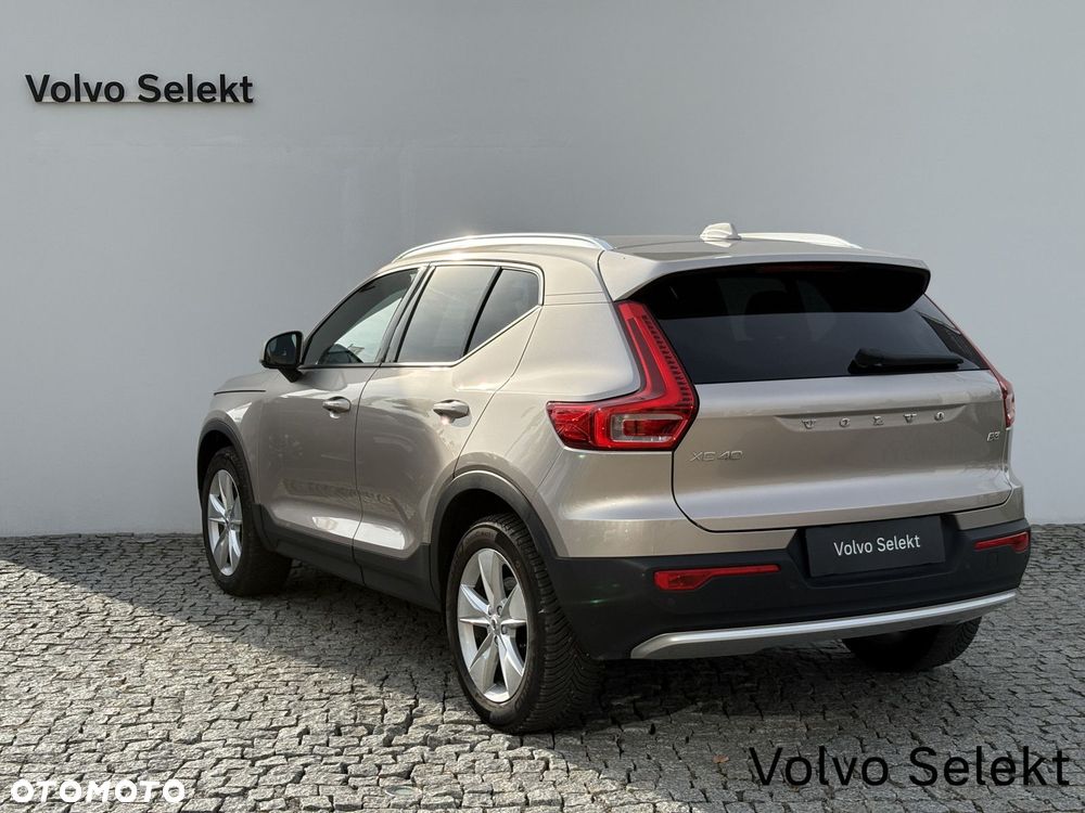 Volvo XC 40 - 6
