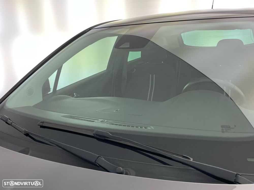 Opel Crossland 1.2 T Design & Tech — fotografia 19