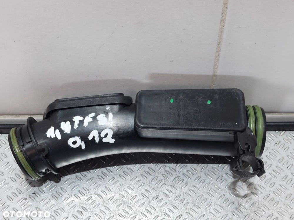 RURA POWIETRZA DOLOT VW 1,4 TFSI KOD CTH R2012 NR 03C145674B - 1