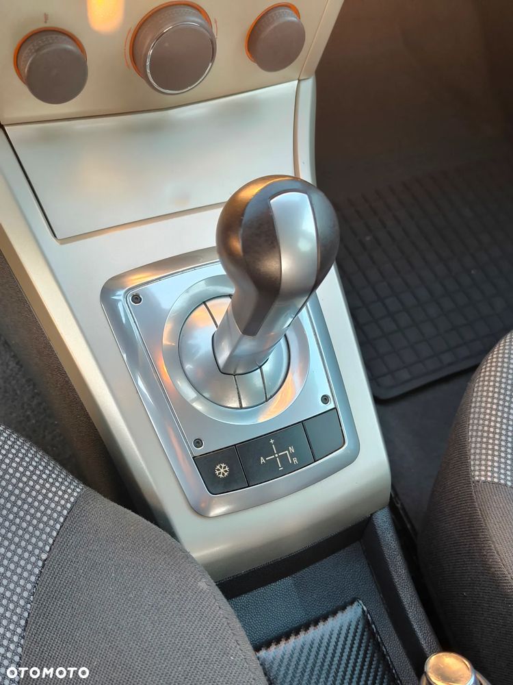 Opel Astra 1.6 Enjoy EasyTronic - 15