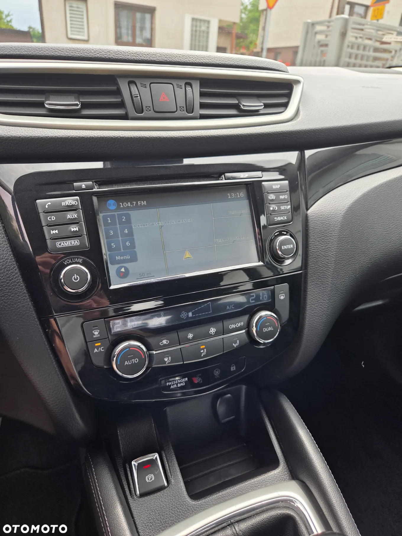 Nissan Qashqai 1.2 DIG-T N-Connecta - 18