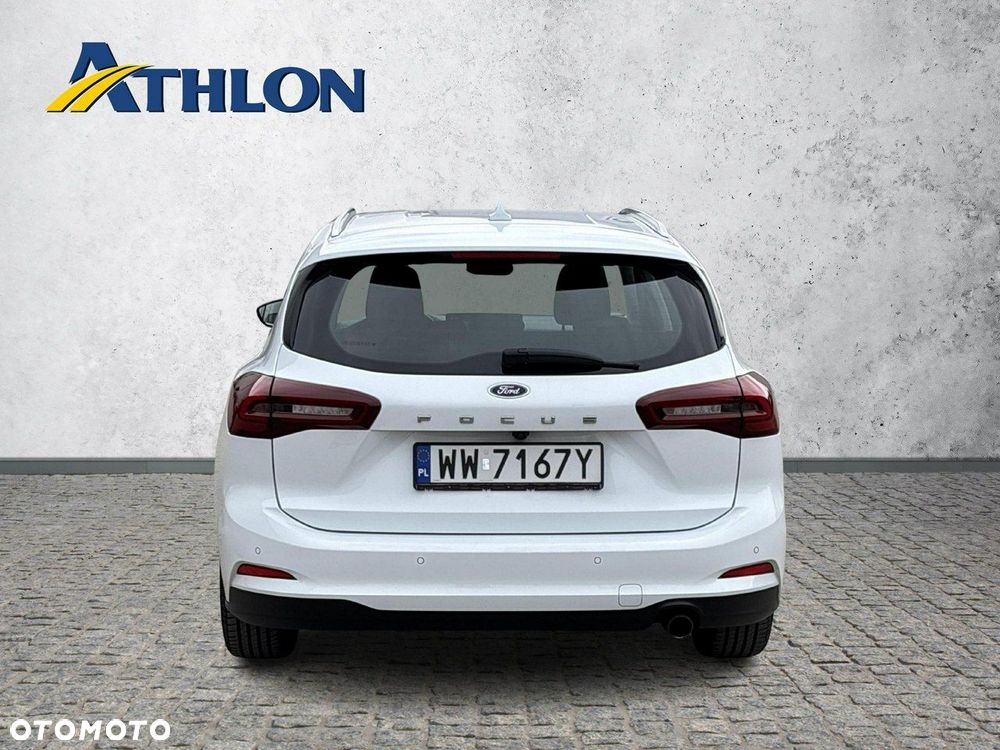 Ford Focus 1.0 EcoBoost Titanium - 4