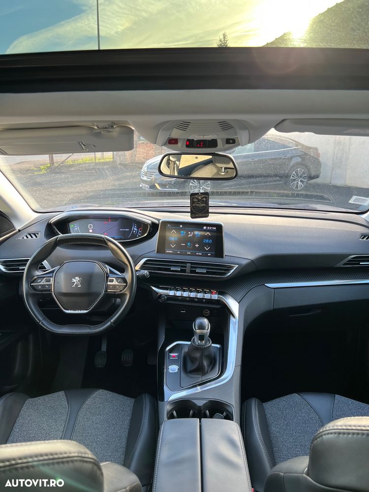 Peugeot 3008 PureTech 130 Stop & Start Allure - 9