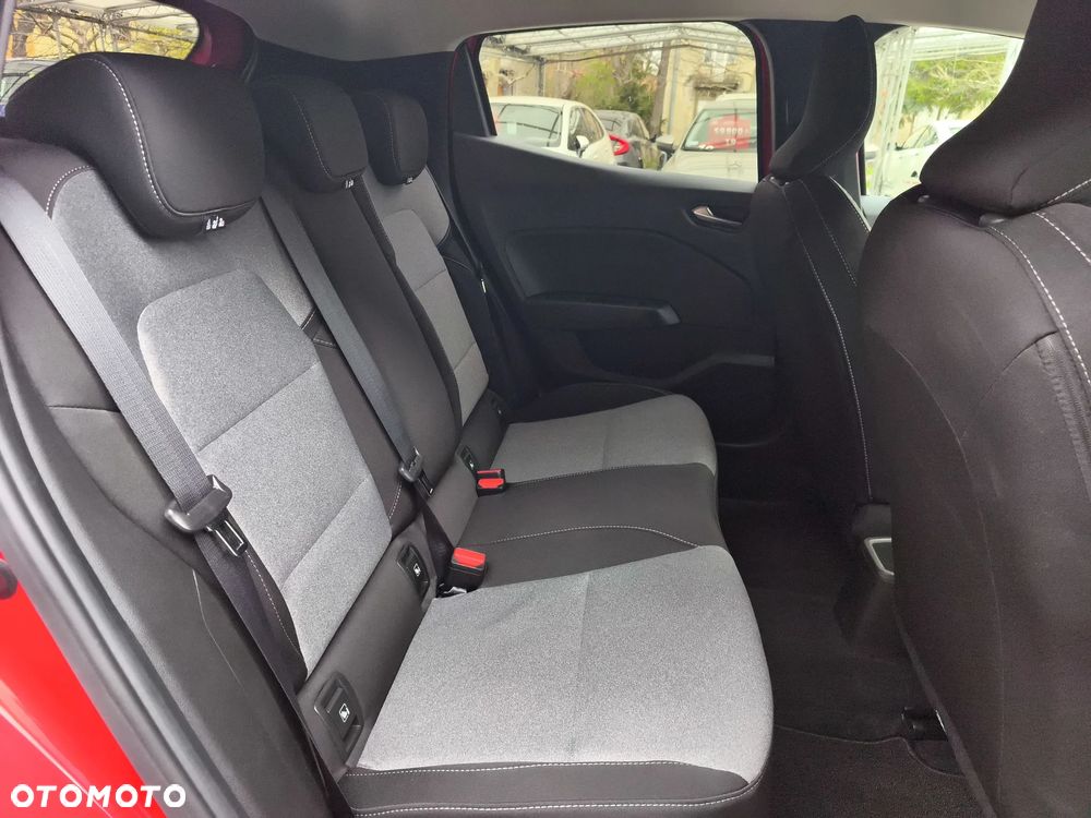 Mitsubishi Colt 1.0T Invite Style Cold - 11