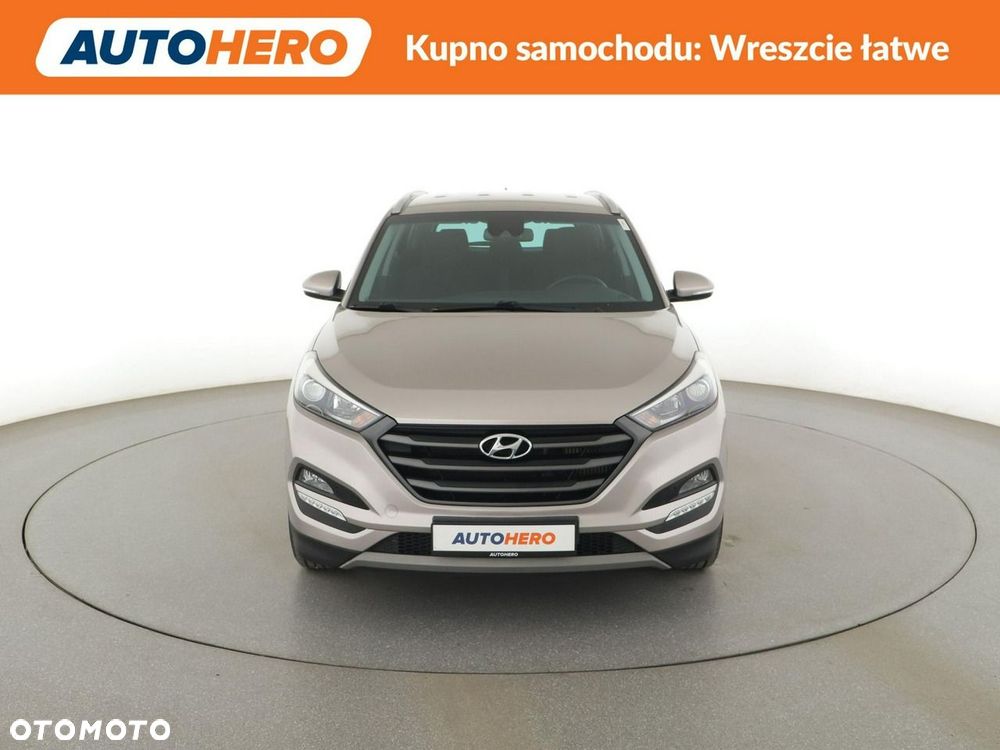 Hyundai Tucson 2.0 CRDi 4WD Automatik Advantage - 12