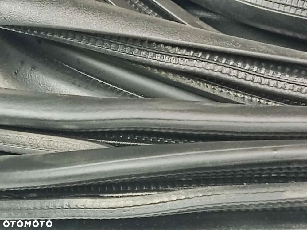 TOYOTA YARIS 19-24r Uszczelka Drzwi Prawa Lewa Przód Tył z Karoserii - 4