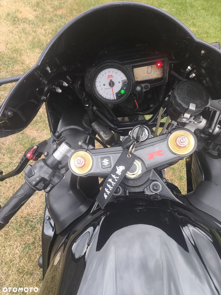 Suzuki GSX-R - 10