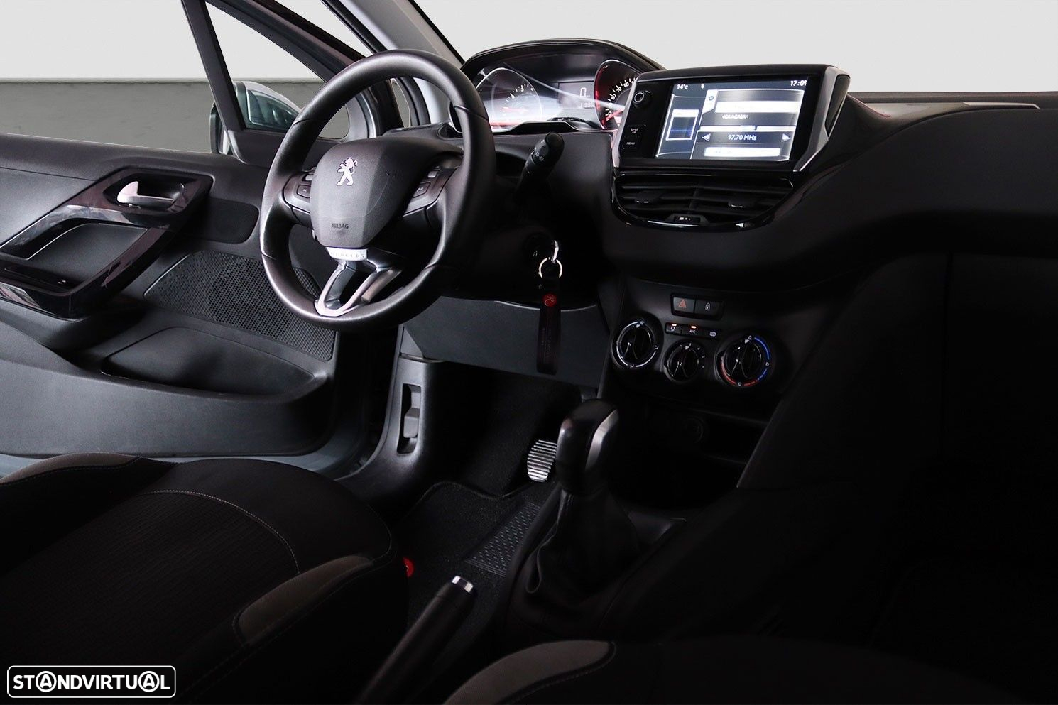 Peugeot 208 1.2 PureTech Style - 6