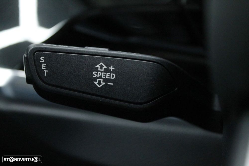 Audi Q3 45 TFSIe S tronic - 28