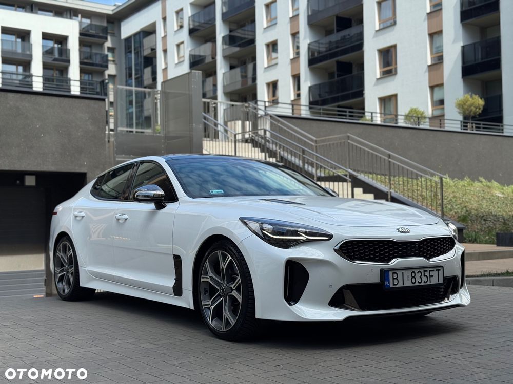 Kia Stinger 2.0 T-GDI GT Line - 1