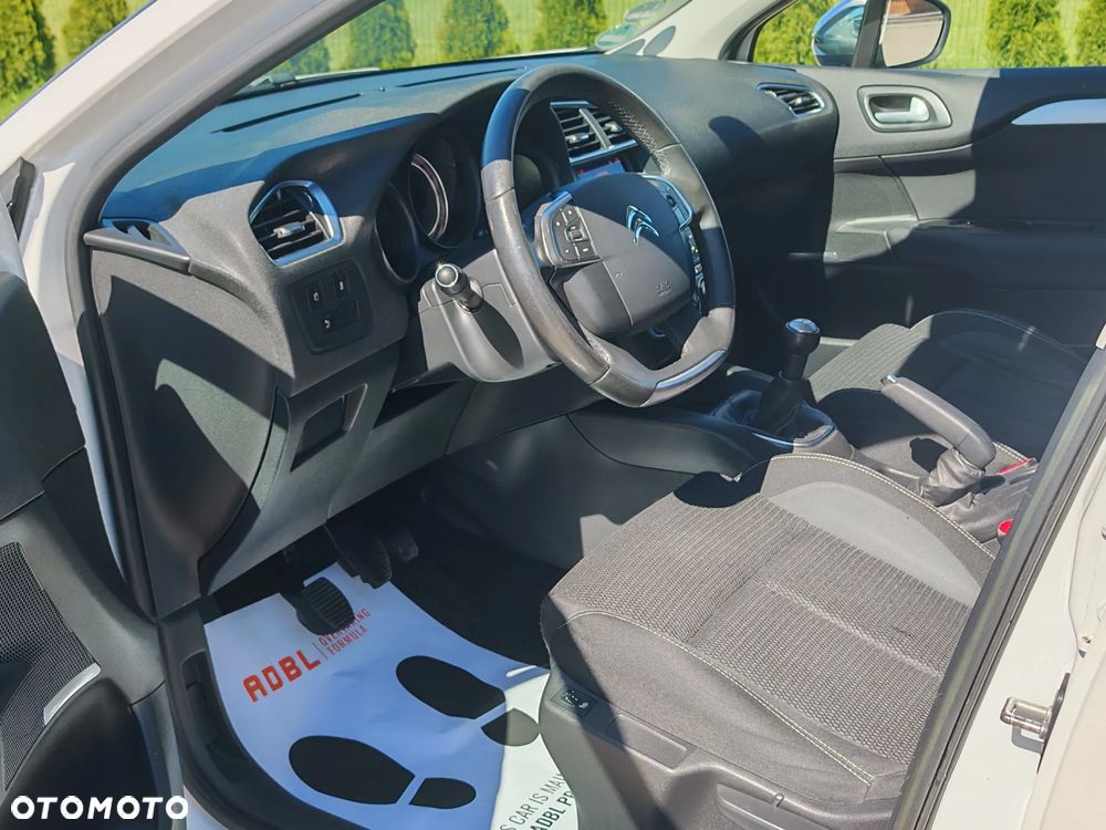 Citroën C4 HDi 90 Business Class - 6