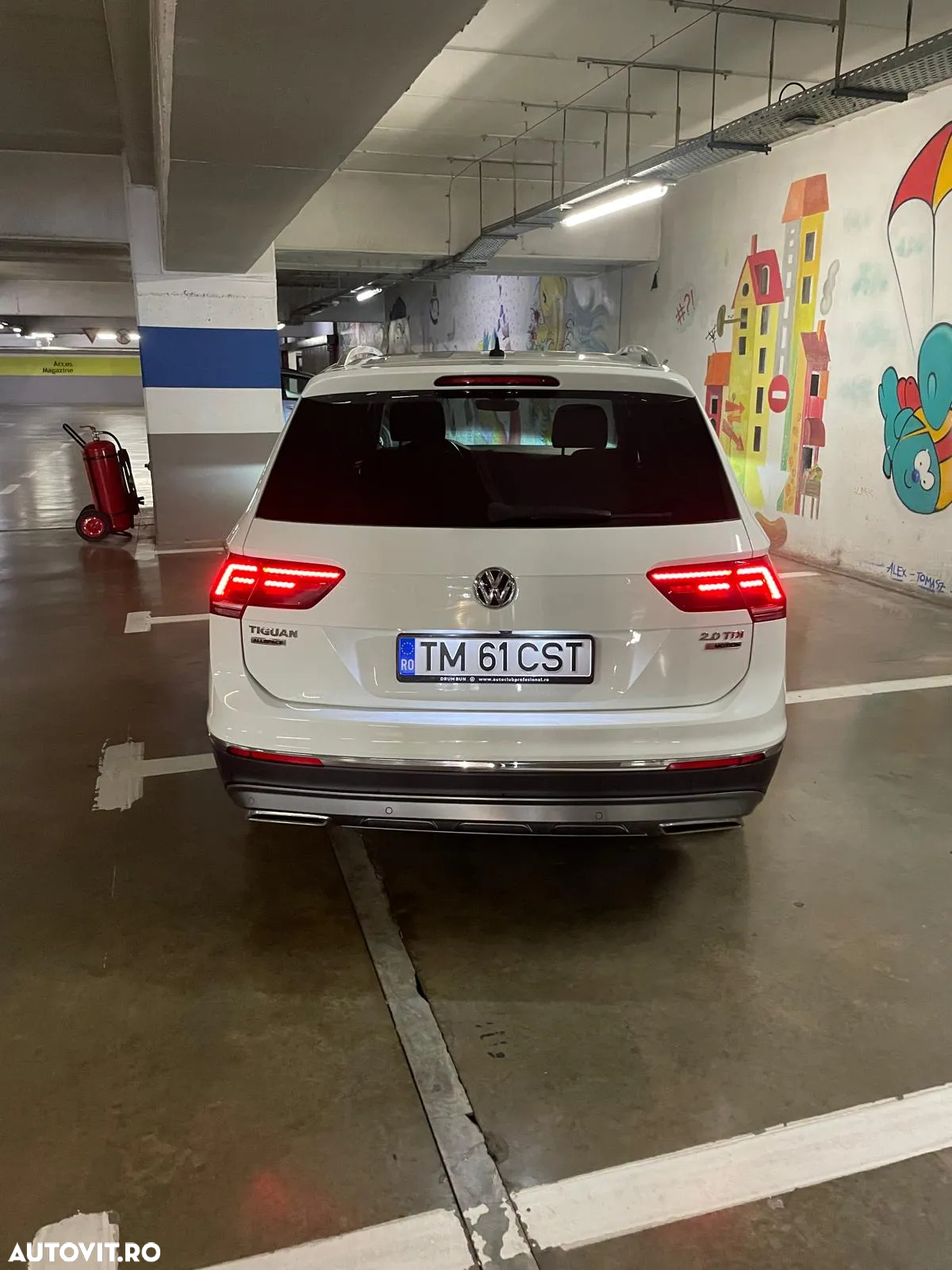 Volkswagen Tiguan 2.0 TDI DSG 4Mot Highline - 8