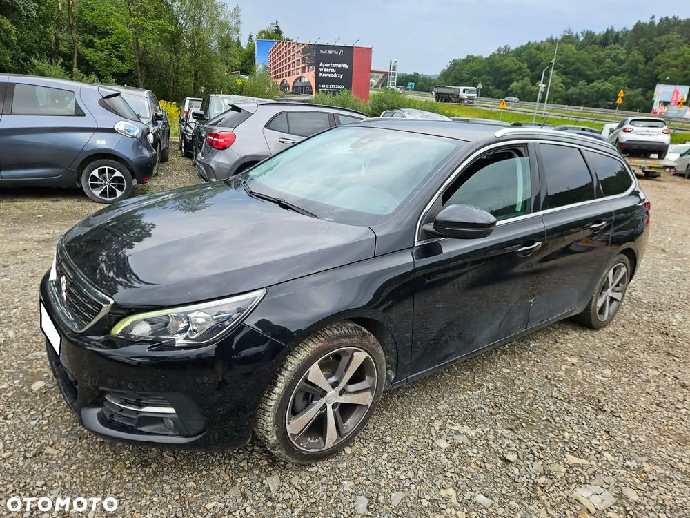 Peugeot 308 BlueHDi 130 EAT6 Stop & Start Active Business-Paket - 1