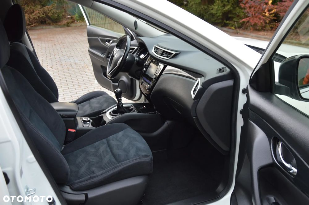 Nissan X-Trail 1.6 DCi Tekna 4WD - 11