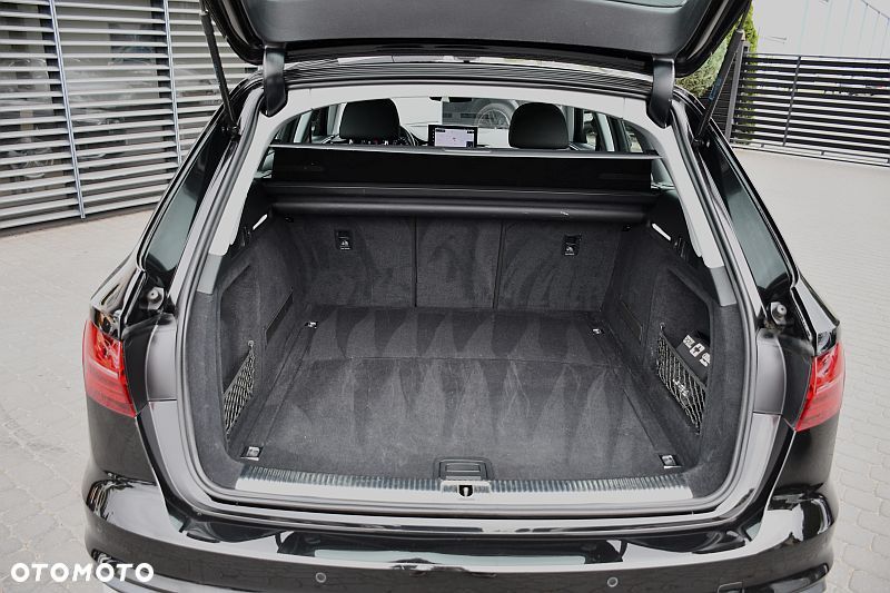 Audi A4 Avant 35 TFSI S tronic sport - 22