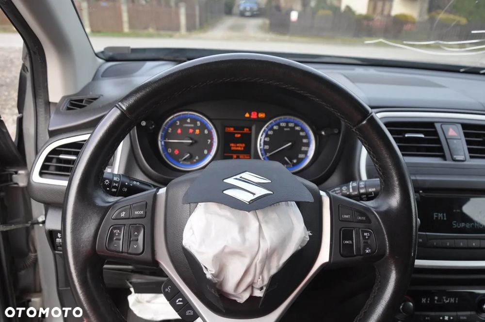 Suzuki SX4 - 12