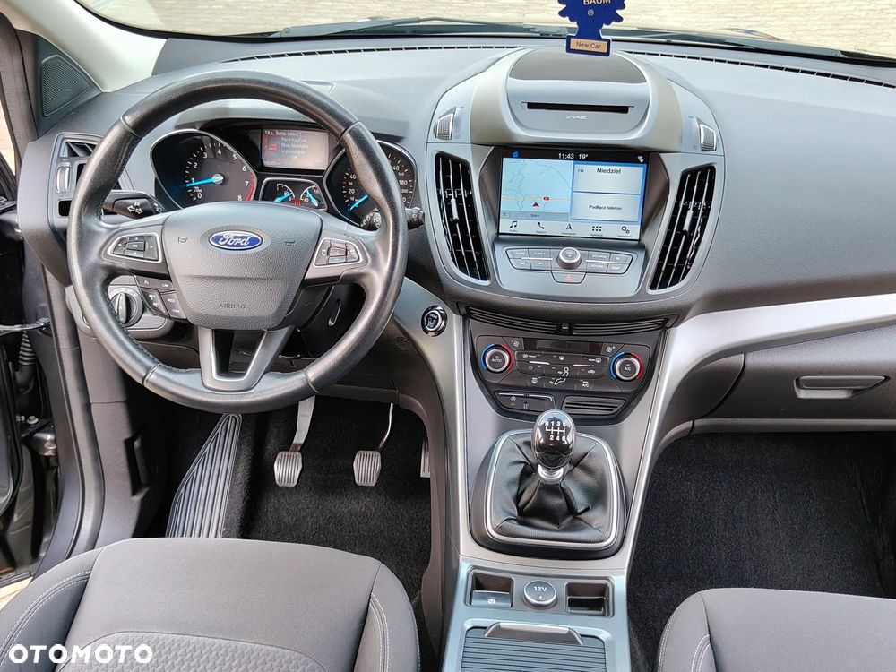 Ford Kuga - 24