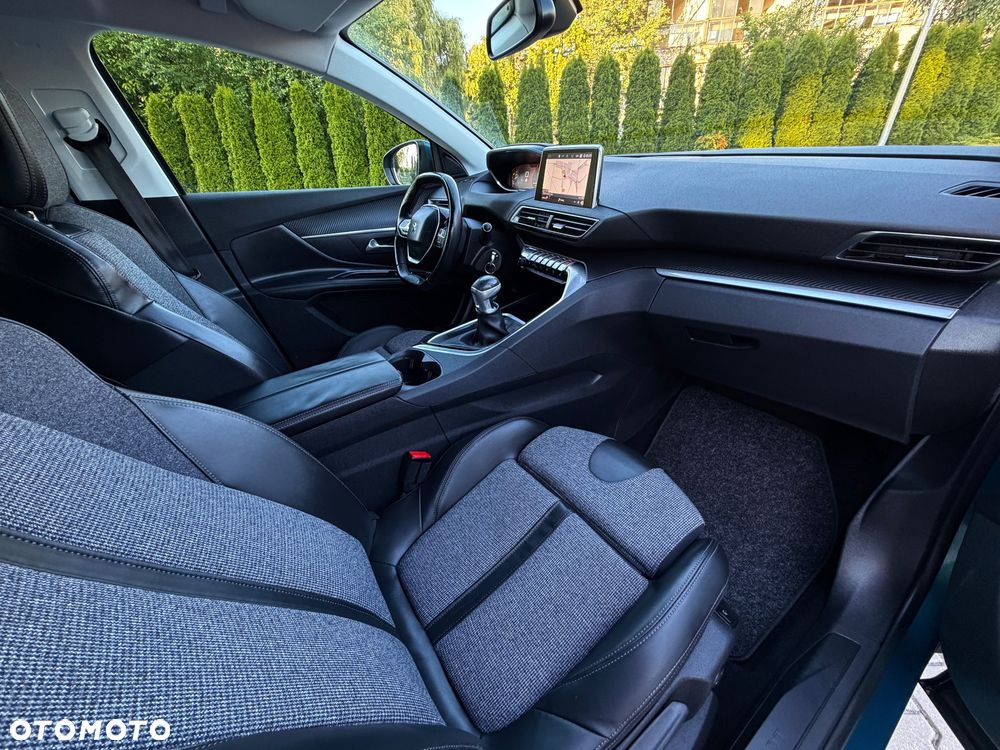 Peugeot 5008 BlueHDi 150 Allure - 39