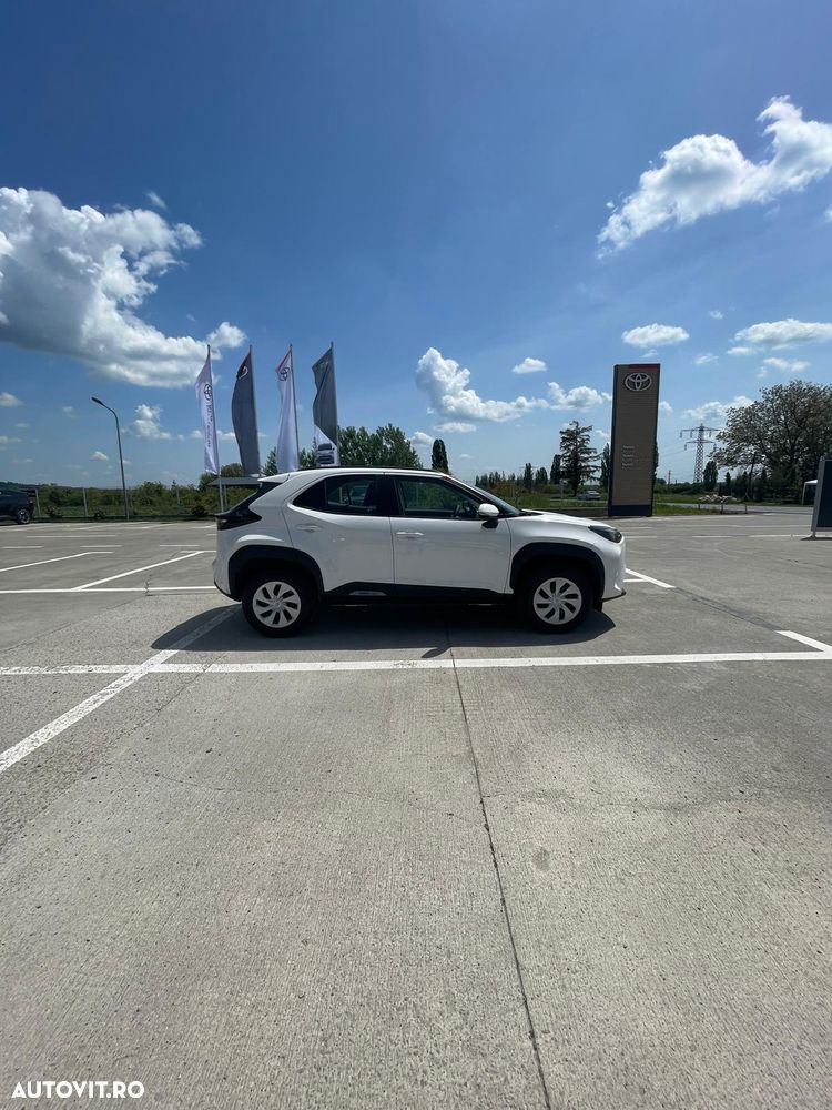 Toyota Yaris 1.5 VVT-i HSD Active - 3