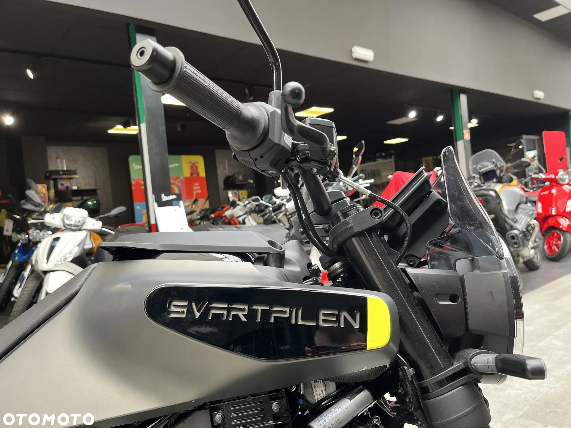 Husqvarna Svartpilen - 9