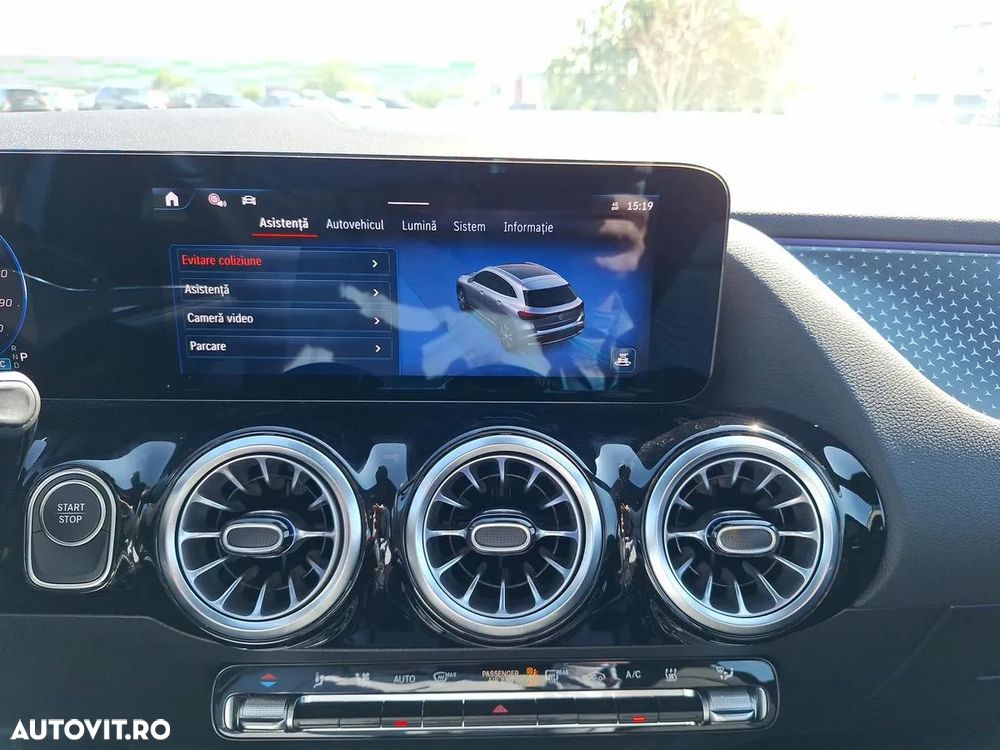 Mercedes-Benz EQA 300 4MATIC - 22