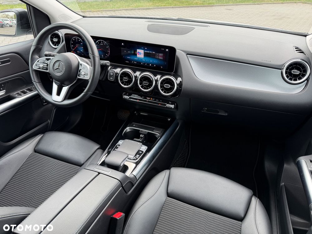 Mercedes-Benz Klasa B 180 7G-DCT Style - 10