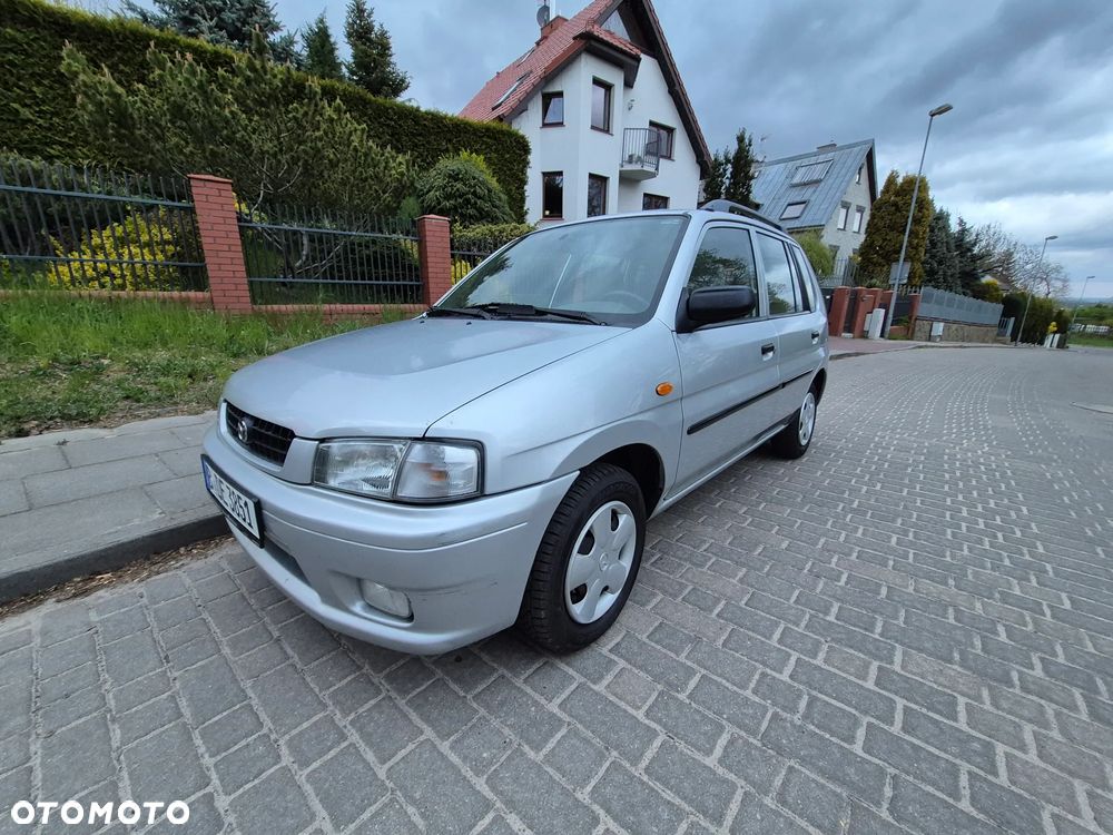 Mazda Demio - 2