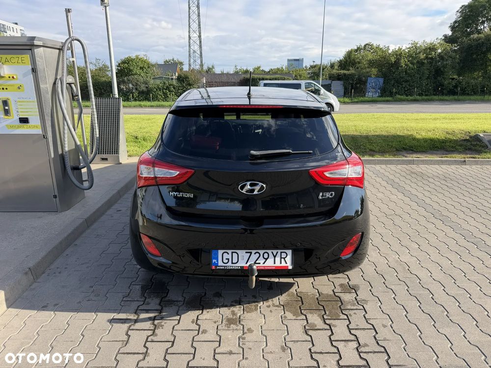 Hyundai i30 1.4 Trend - 3