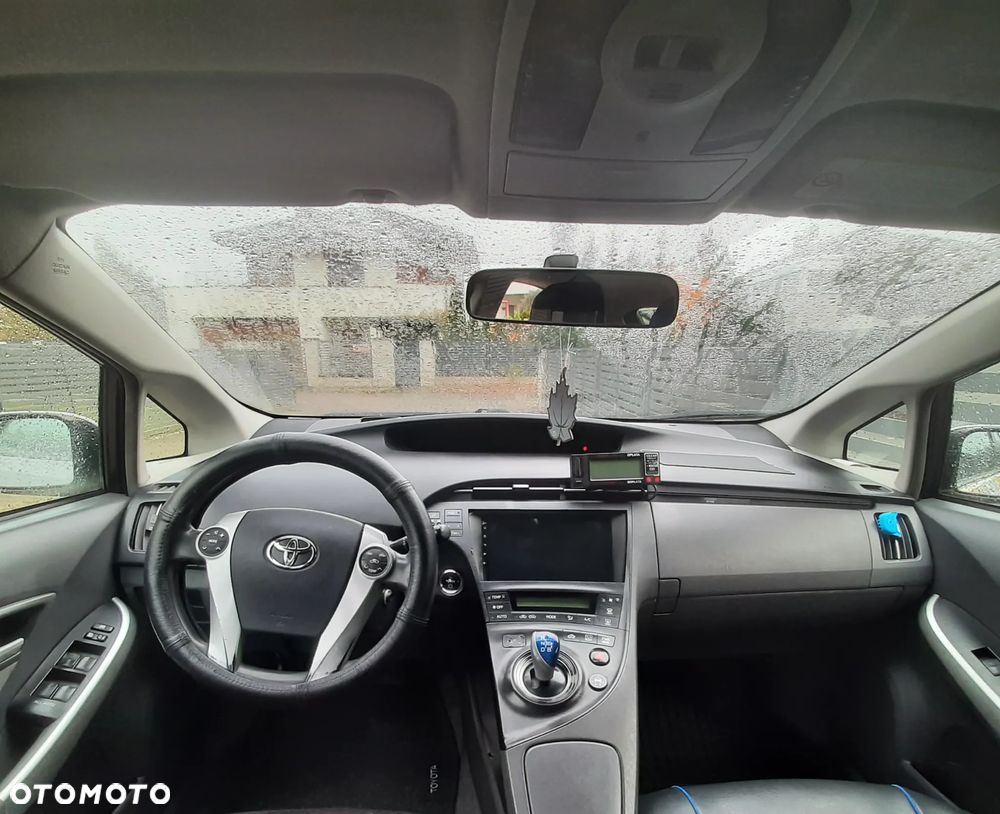 Toyota Prius 1.8 HSD Luna - 3