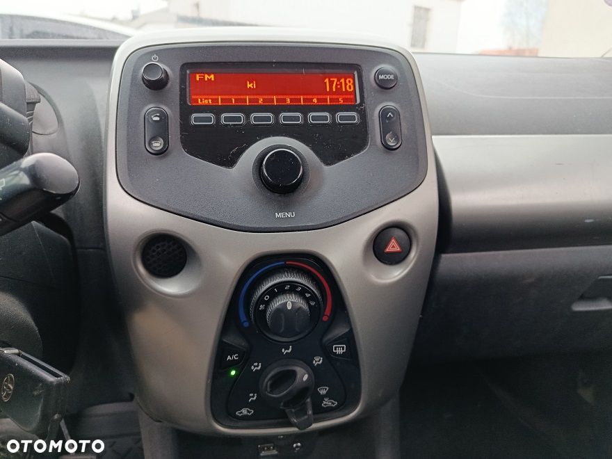 Toyota Aygo 2016 photo 2